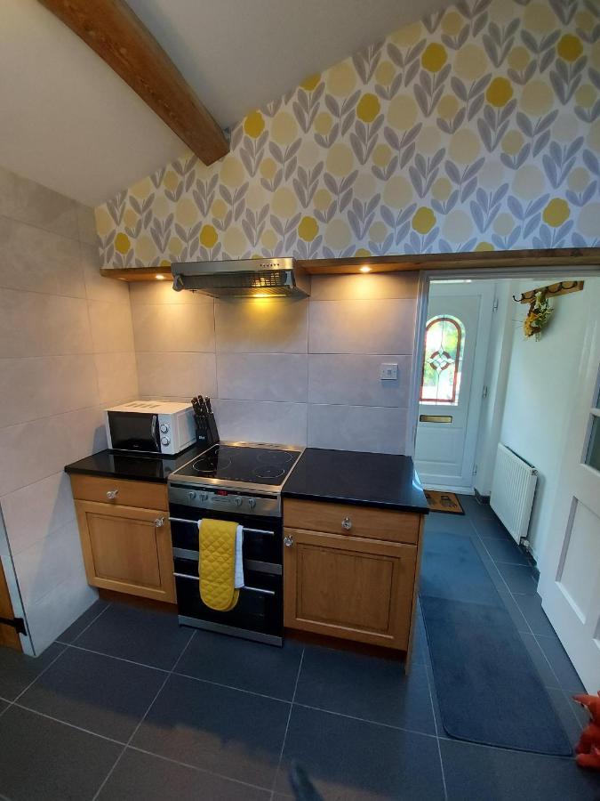 Saughall Mill Farm Cottage เชสเตอร์ ภายนอก รูปภาพ