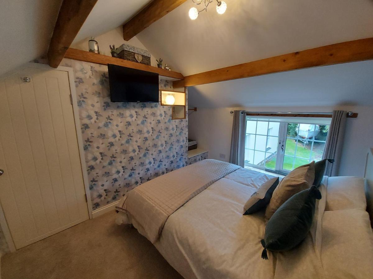 Saughall Mill Farm Cottage เชสเตอร์ ภายนอก รูปภาพ