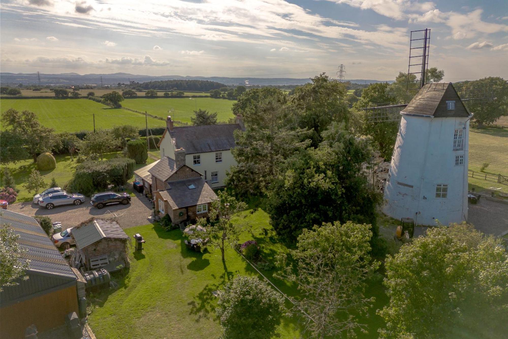 Saughall Mill Farm Cottage เชสเตอร์ ภายนอก รูปภาพ